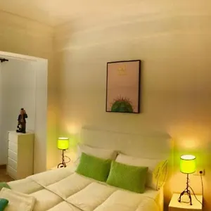 https://apartamento-junto-a-la-playa-de-gros-ess02373.sansebastianhotels.net